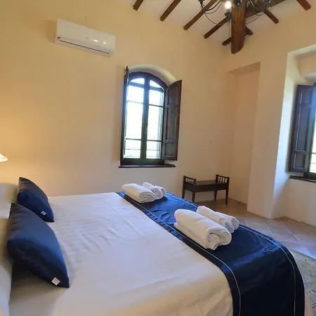 Domus Poggio Sant'angelo * 哥尔顿